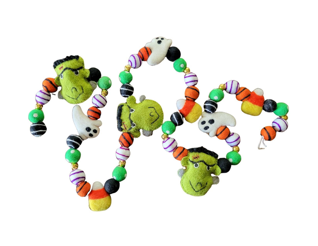 Something Wicked This Way Comes (Felt) Garlands